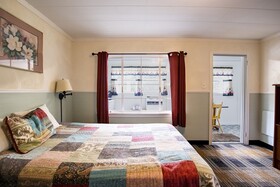 Lloyd's on The River Country Inn by OYO