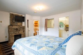 Lloyd's on The River Country Inn by OYO