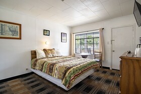 Lloyd's on The River Country Inn by OYO