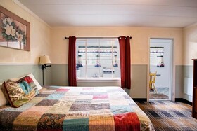 Lloyd's on The River Country Inn by OYO