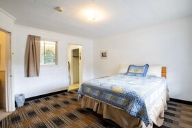 Lloyd's on The River Country Inn by OYO