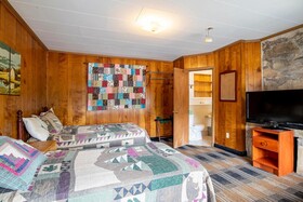 Lloyd's on The River Country Inn by OYO