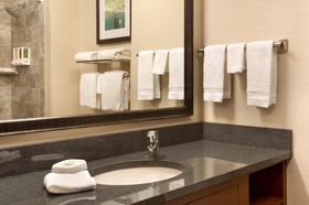 Drury Inn & Suites Burlington