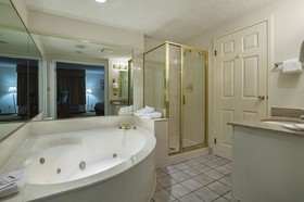 OYO Hotel Burlington South
