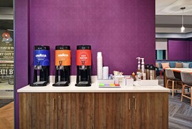 Tru by Hilton Burlington