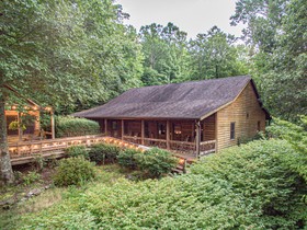 Mount Mitchell Eco Retreat