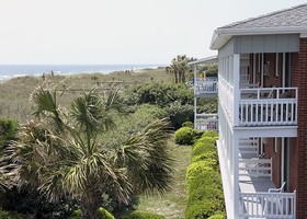 Surfside Motor Lodge