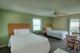 Surfside Motor Lodge