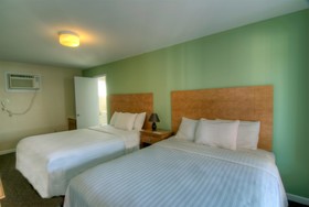 Surfside Motor Lodge