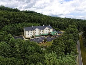 Hampton Inn & Suites Cashiers-Sapphire Valley