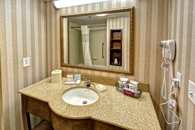Hampton Inn & Suites Cashiers-Sapphire Valley