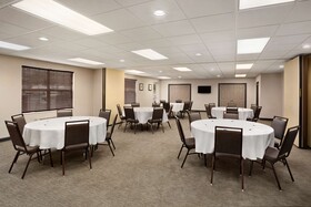 Country Inn & Suites by Radisson, Charlotte University Place, NC