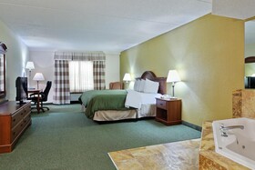 Country Inn & Suites by Radisson, Charlotte University Place, NC