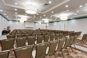 Drury Inn & Suites Charlotte Arrowood