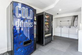 Econo Lodge Airport near Billy Graham Parkway