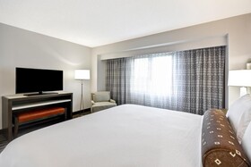 Embassy Suites Charlotte