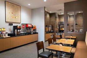 Embassy Suites Charlotte Ayrsley