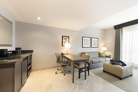 Embassy Suites Charlotte Ayrsley