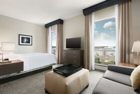 Embassy Suites Charlotte Ayrsley