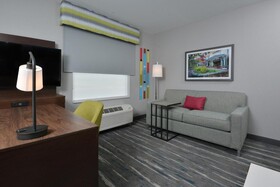 Hampton Inn & Suites by Hilton Charlotte North I 485