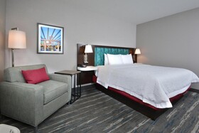 Hampton Inn & Suites by Hilton Charlotte North I 485