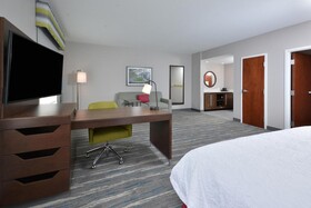 Hampton Inn & Suites by Hilton Charlotte North I 485