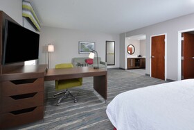 Hampton Inn & Suites by Hilton Charlotte North I 485
