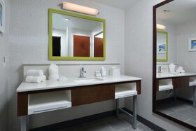 Hampton Inn & Suites by Hilton Charlotte North I 485
