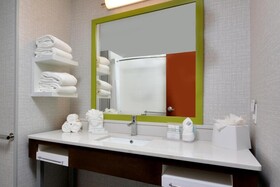 Hampton Inn & Suites by Hilton Charlotte North I 485