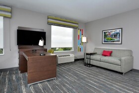 Hampton Inn & Suites by Hilton Charlotte North I 485