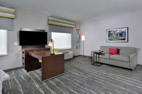 Hampton Inn & Suites by Hilton Charlotte North I 485