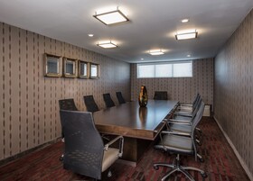 Holiday Inn Charlotte Airport Conference Center