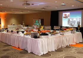 Holiday Inn Charlotte Airport Conference Center