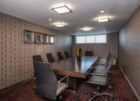 Holiday Inn Charlotte Airport Conference Center