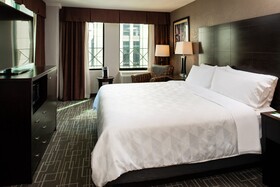 DoubleTree by Hilton Charlotte City Center