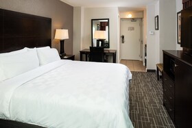 DoubleTree by Hilton Charlotte City Center
