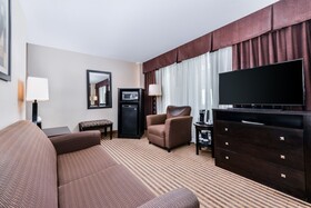 DoubleTree by Hilton Charlotte City Center