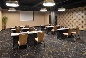 DoubleTree by Hilton Charlotte City Center