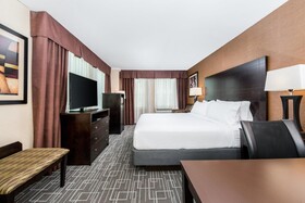 DoubleTree by Hilton Charlotte City Center