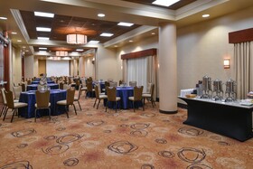 DoubleTree by Hilton Charlotte City Center