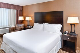 DoubleTree by Hilton Charlotte City Center