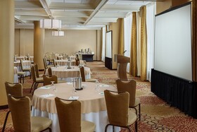 DoubleTree by Hilton Charlotte City Center