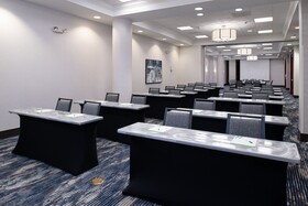 DoubleTree by Hilton Charlotte City Center