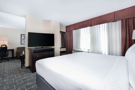 DoubleTree by Hilton Charlotte City Center
