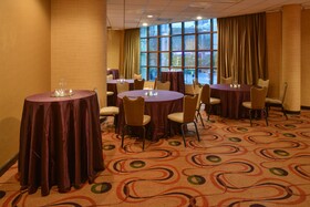 DoubleTree by Hilton Charlotte City Center