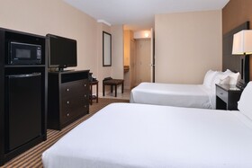 DoubleTree by Hilton Charlotte City Center