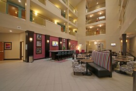 Holiday Inn Express & Suites Charlotte North