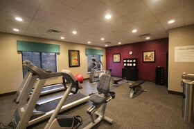 Holiday Inn Express & Suites Charlotte North