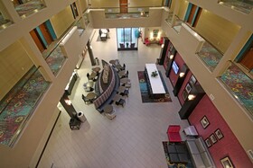Holiday Inn Express & Suites Charlotte North