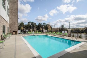 Holiday Inn Express & Suites Charlotte Southwest